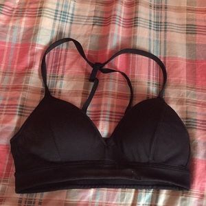 Black sports bra